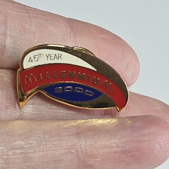 Vintage McDonald's 45th Year Millennium 2000 Lapel Hat Pin Gold Tone - Picture 1 of 10